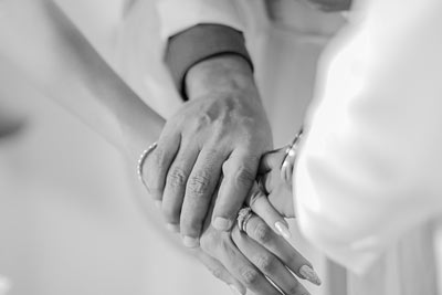 mexican wedding traditions the sign of the cross priest