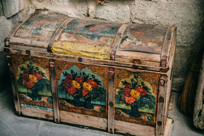 mexican wedding traditions wedding chest